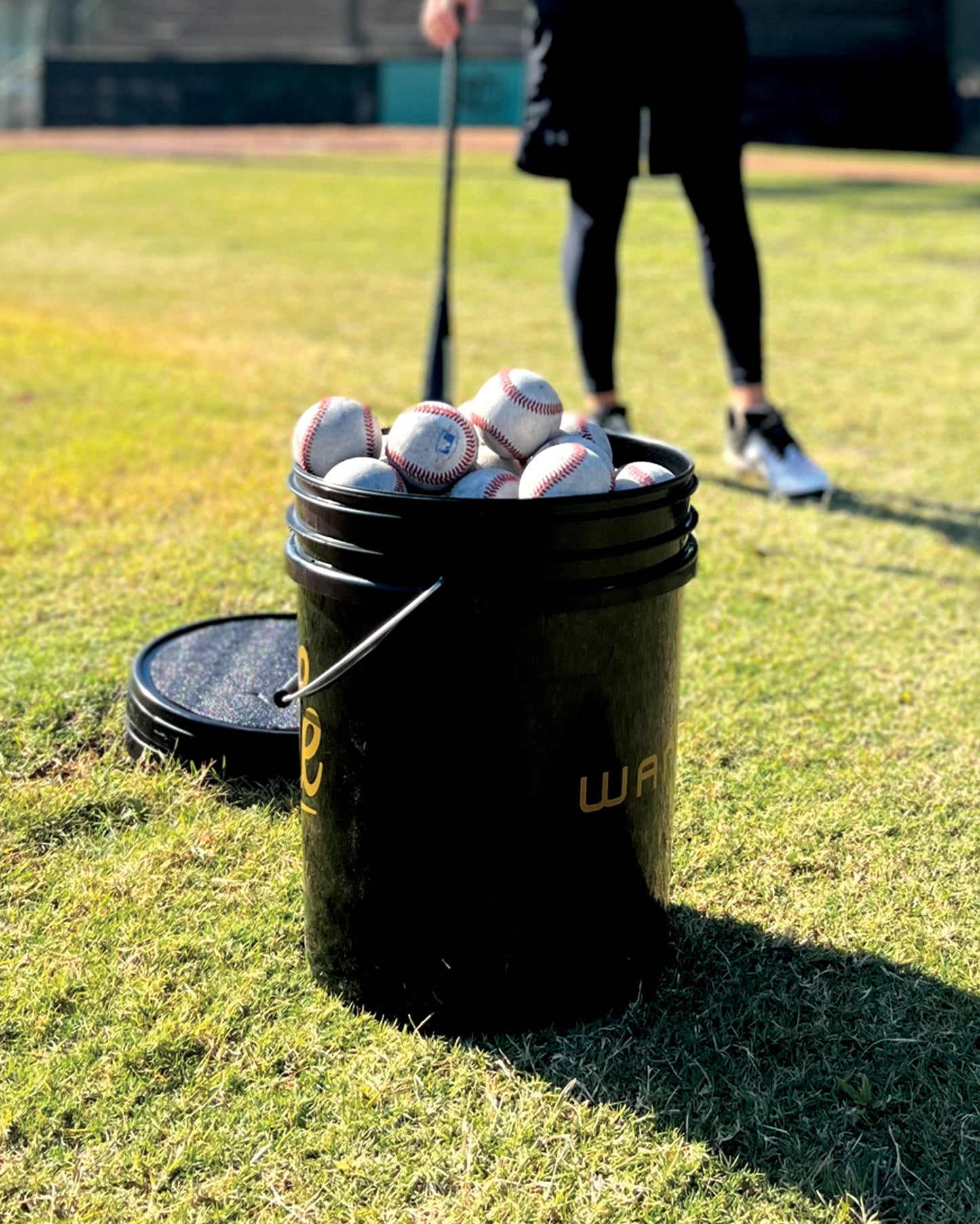 WARSTIC BATTLE BUCKET W/ PADDED SEAT