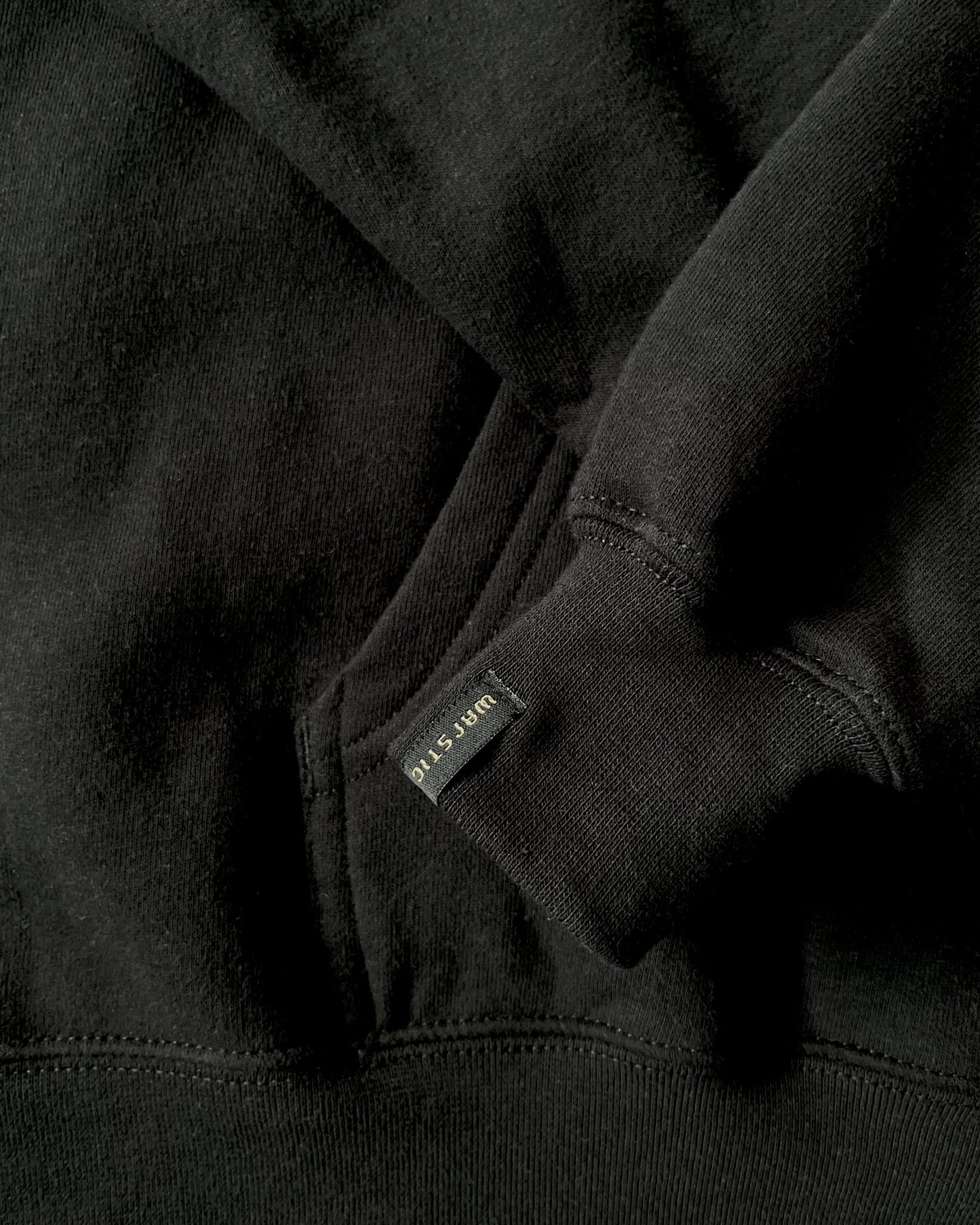 THNDHRT COLLECTION TRAINING APPAREL - HOODIE