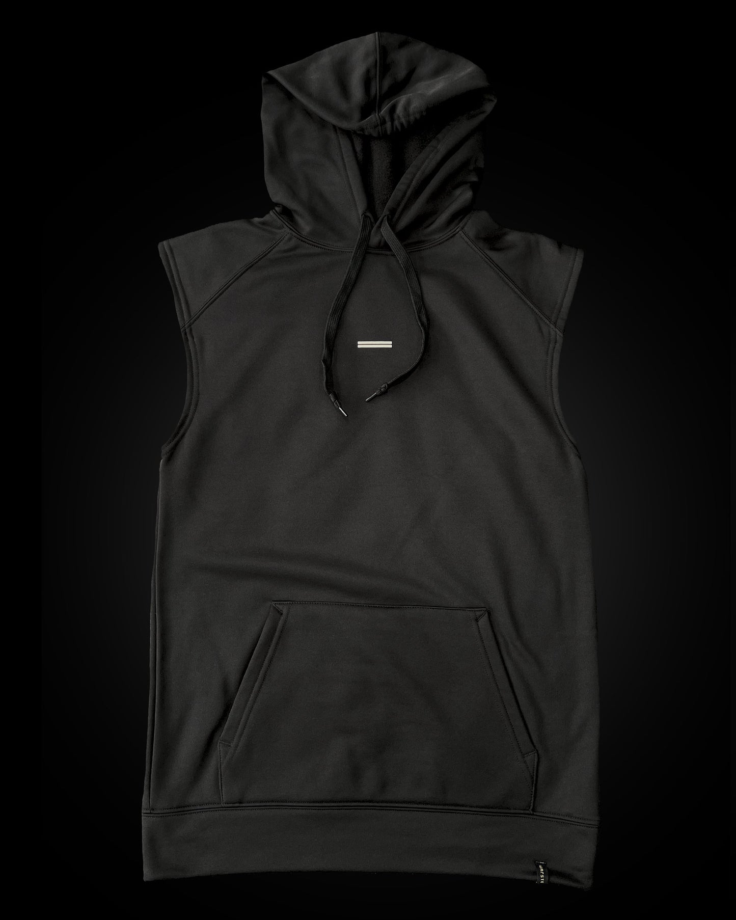 THNDHRT COLLECTION TRAINING APPAREL - SLEEVELESS HOODIE