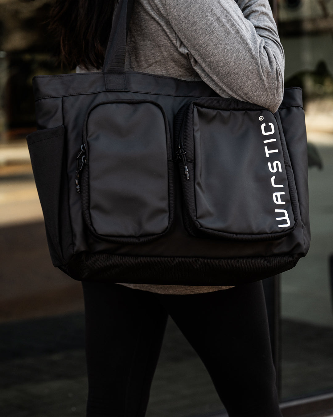 THE WAR TOTE (BLACK)