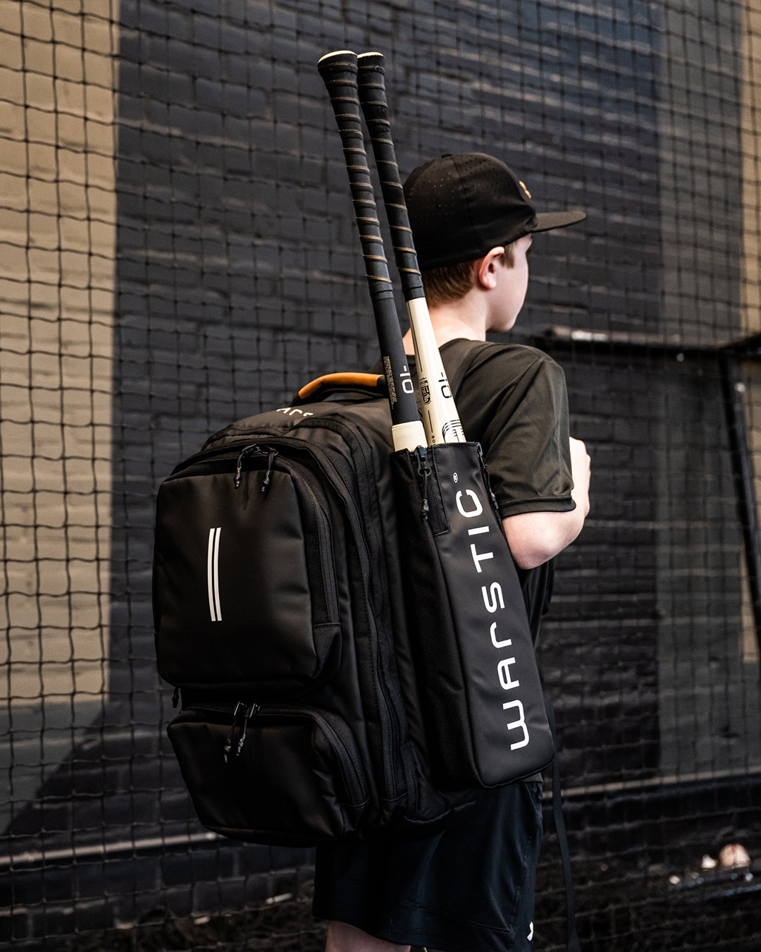 WARRIOR’S SLING BAT PACK (GUNNER GRAY)