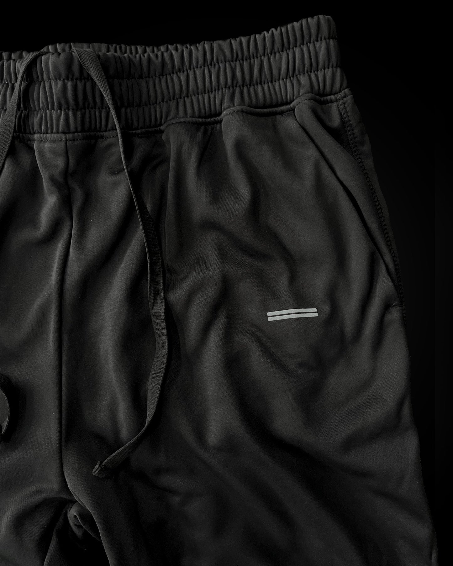 THNDHRT COLLECTION TRAINING APPAREL - JOGGERS