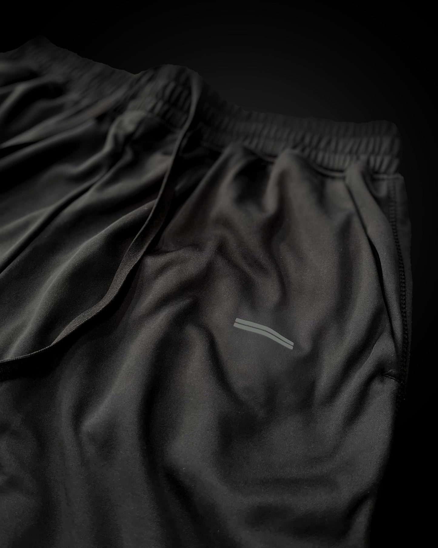 THNDHRT COLLECTION TRAINING APPAREL - JOGGERS