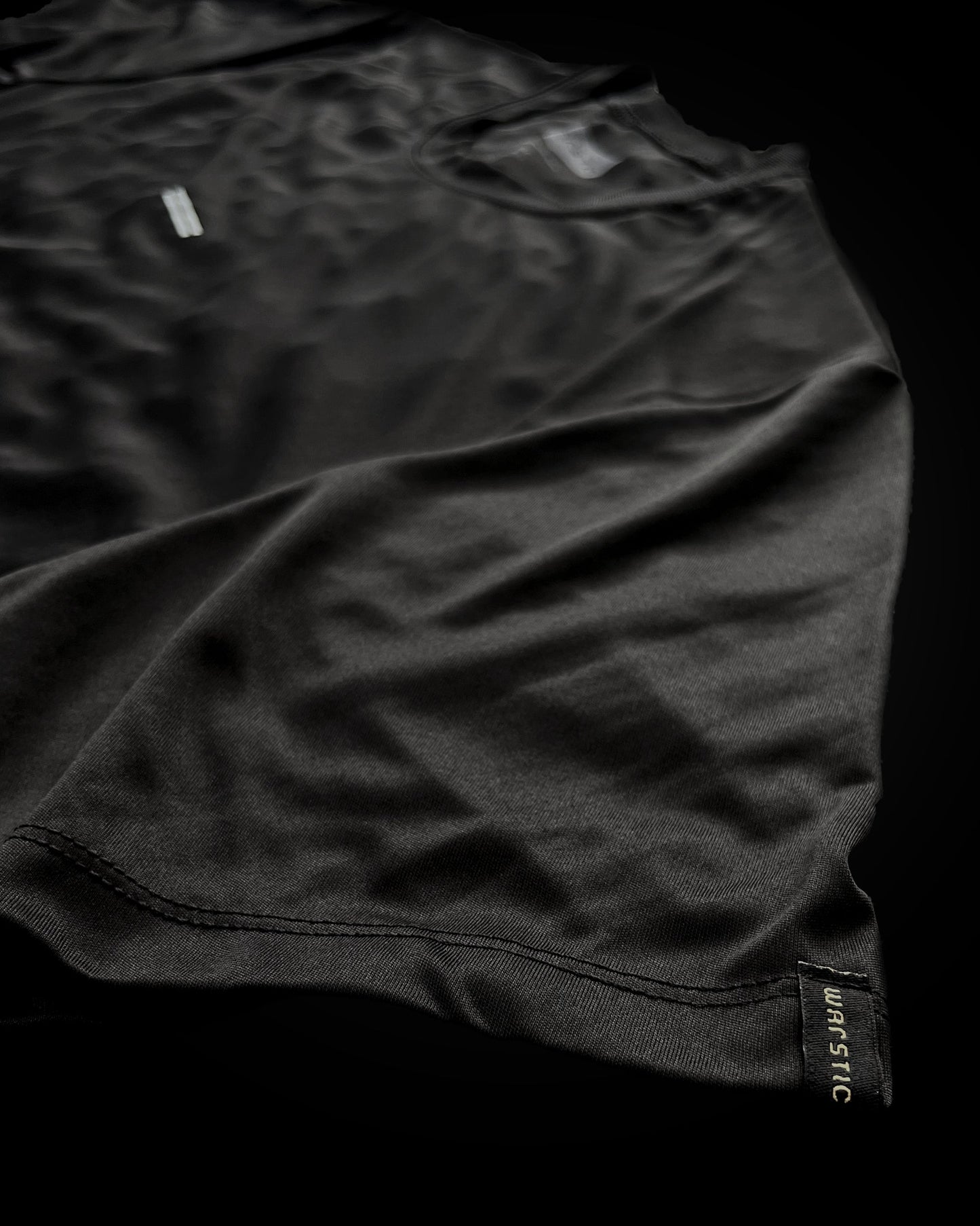 THNDHRT COLLECTION TRAINING APPAREL - TEE
