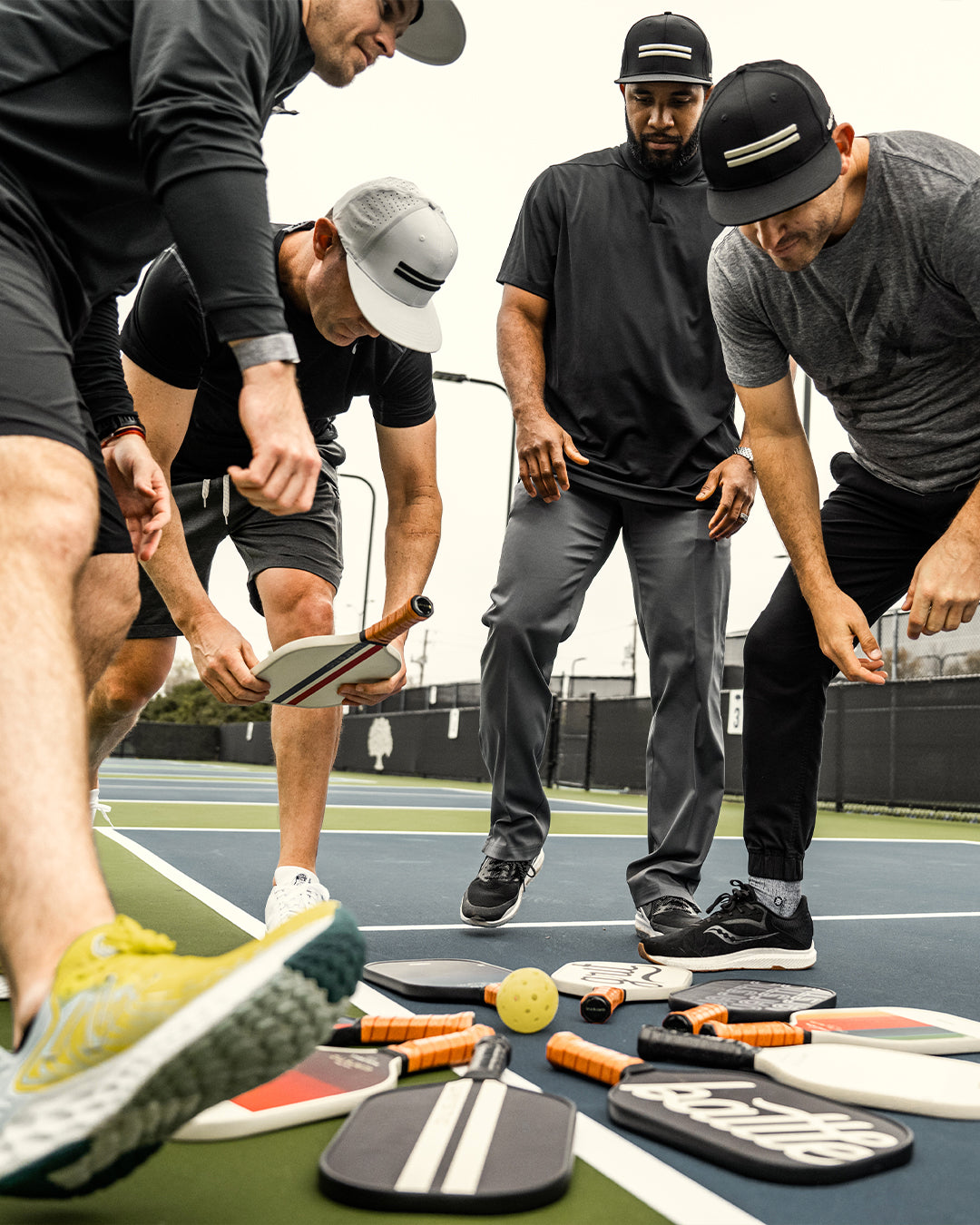 WSPB3 PRO STD ISSUE | STANDARD SHAPE | COMPOSITE SURFACE PICKLEBALL PADDLE - LTD ED SCARLET BATTLE