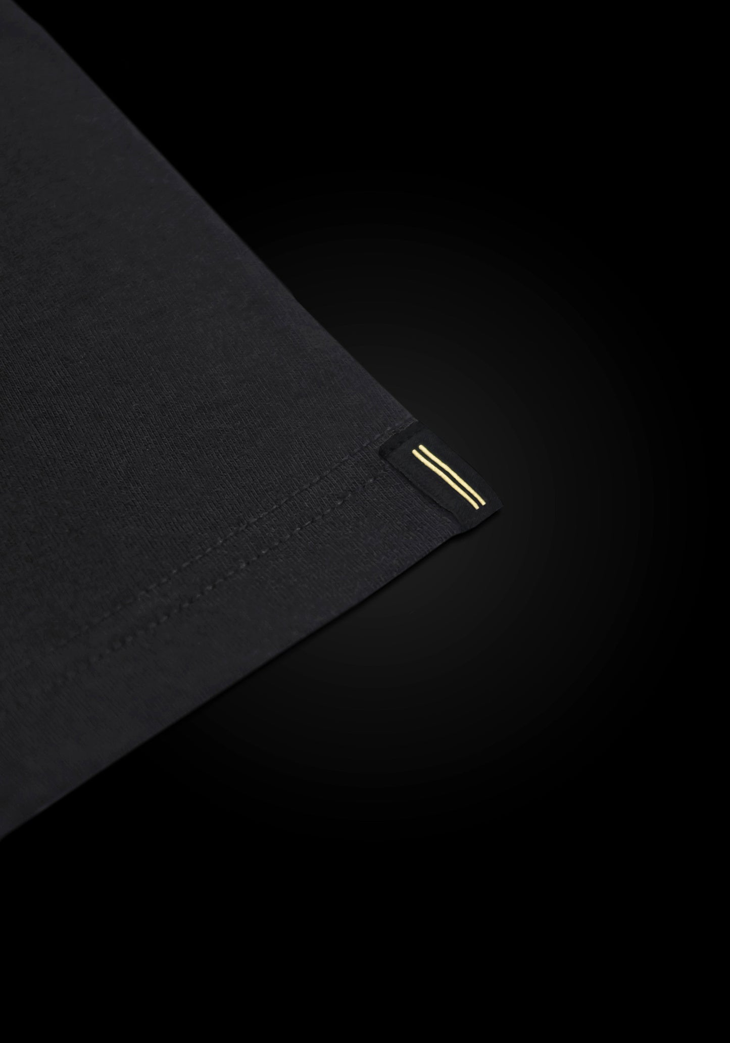 ARROWHEAD TEE TRI-BLEND (BLACK)